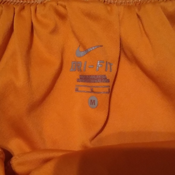 Nike running shorts - Picture 4 of 4